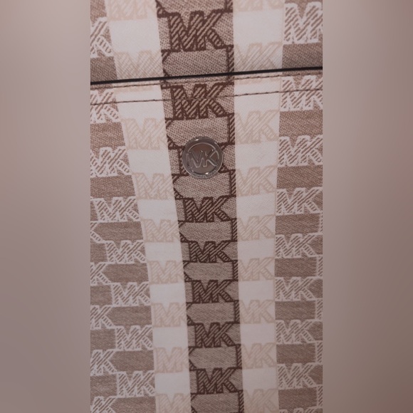 NWOT Michael Kors Set - Picture 6 of 17